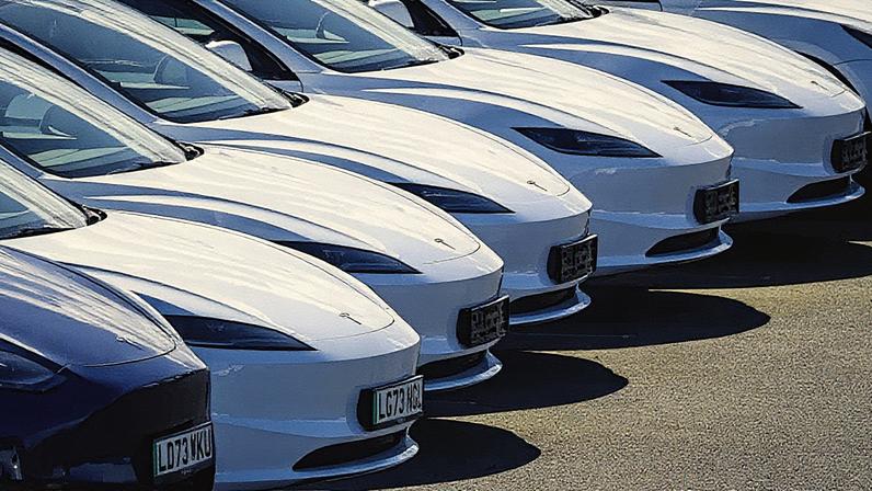 Tesla reduz taxa de aluguel mensal no Reino Unido após queda nas vendas