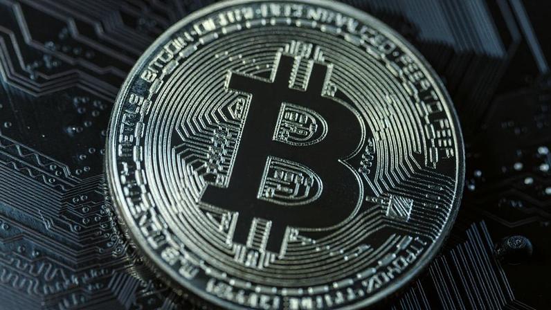Bitcoin dispara e especialista revela como multiplicar patrimônio em um ano