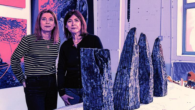 Artistas criam obras com madeira antiga encontrada em rio perdido de Londres