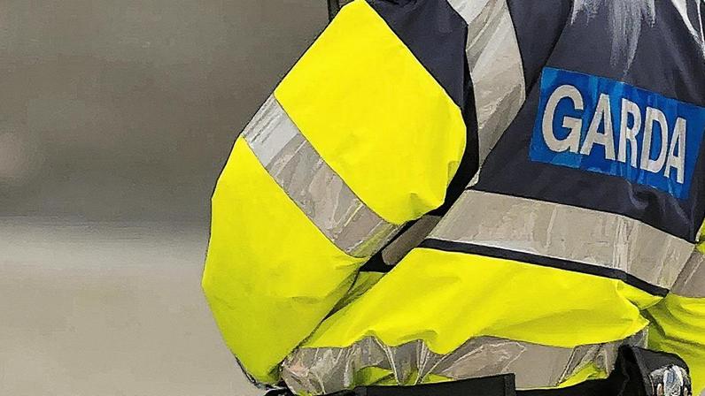 Jovem morre afogado em incidente trágico no condado de Kerry Jovem morre afogado em incidente trágico no condado de Kerry