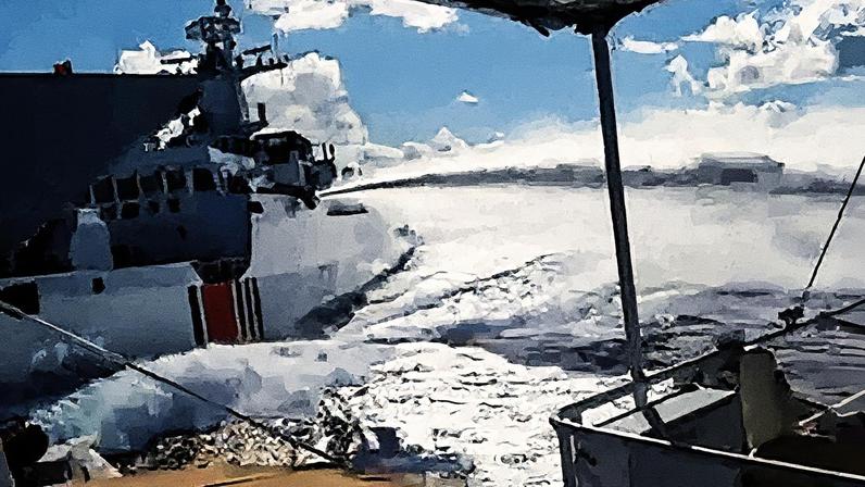 Navios chineses se chocam durante perseguição a embarcação das Filipinas