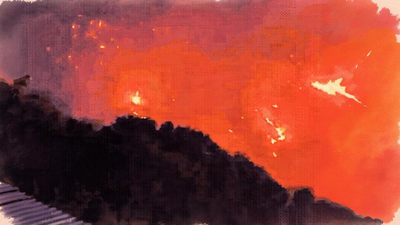 Incêndios florestais forçam evacuação de vilarejos na Grécia com ventos de 80 km/h