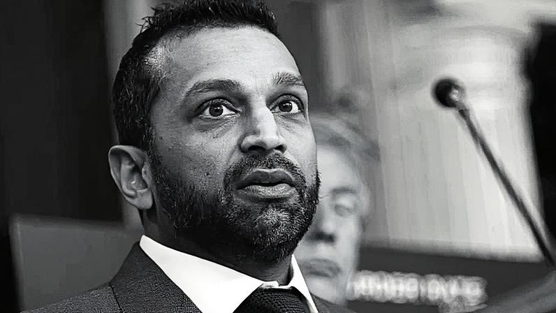 Diretor do FBI, Kash Patel, fala durante a coletiva de imprensa do presidente dos EUA, Donald Trump, sobre o envio de agentes da lei federal a Washington para reforçar a presença da polícia local, na Sala de Imprensa da Casa Branca, em Washington D.C., EUA, 11 de agosto de 2025. (Foto: Annabelle Gordon | Reuters)