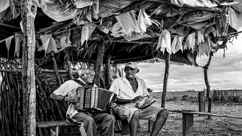 Rio de Janeiro recebe exposições de fotografia e esculturas no FGV Arte
