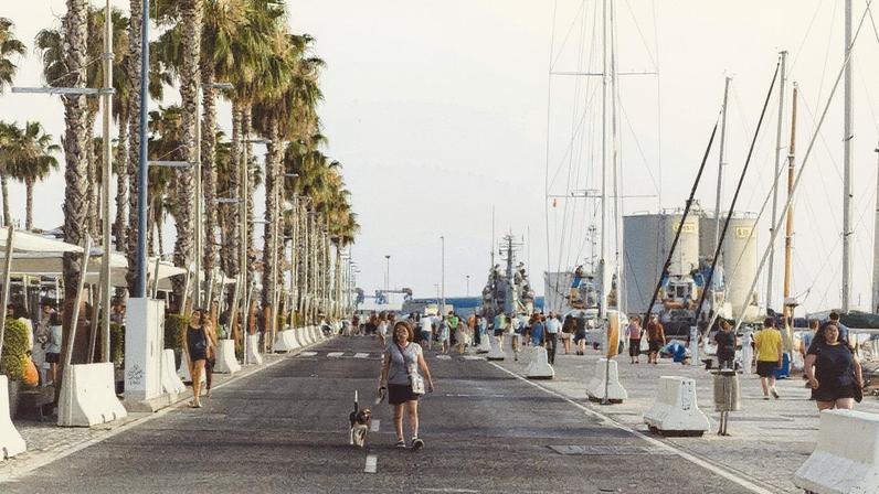 Moradores da cidade holandesa usam Google Maps para afastar turistas indesejados